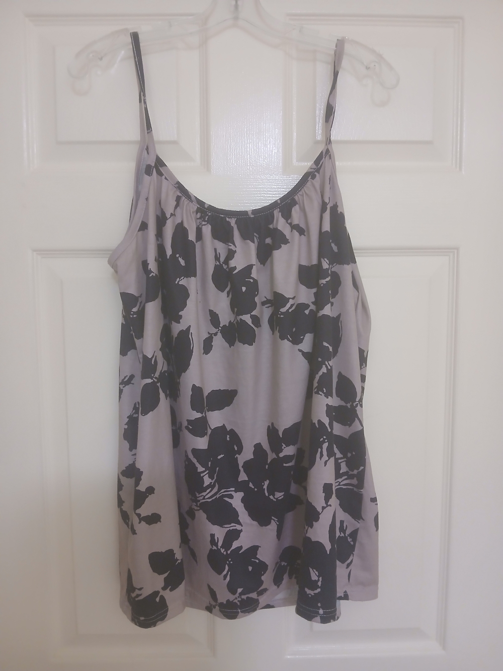 Floral Print Spaghetti Strap Tank Top in Coffee and Black